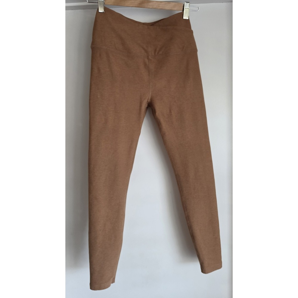 Beyond Yoga Leggings Size M Brown Solid Athleisure Activewear Pants Capri